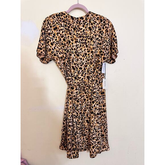 Aritiza Babaton WALLACE Wrap Dress SIENNA/BLACK 75560 Size Medium Cheetah Leopar - Picture 5 of 16